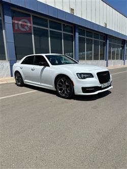 كرايسلر 300